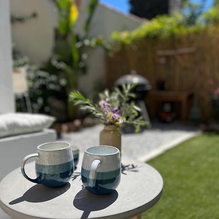 Casa Andrea Appartement Tout A Pied Avec Grand Jardin Sanary-sur-Mer Eksteriør bilde