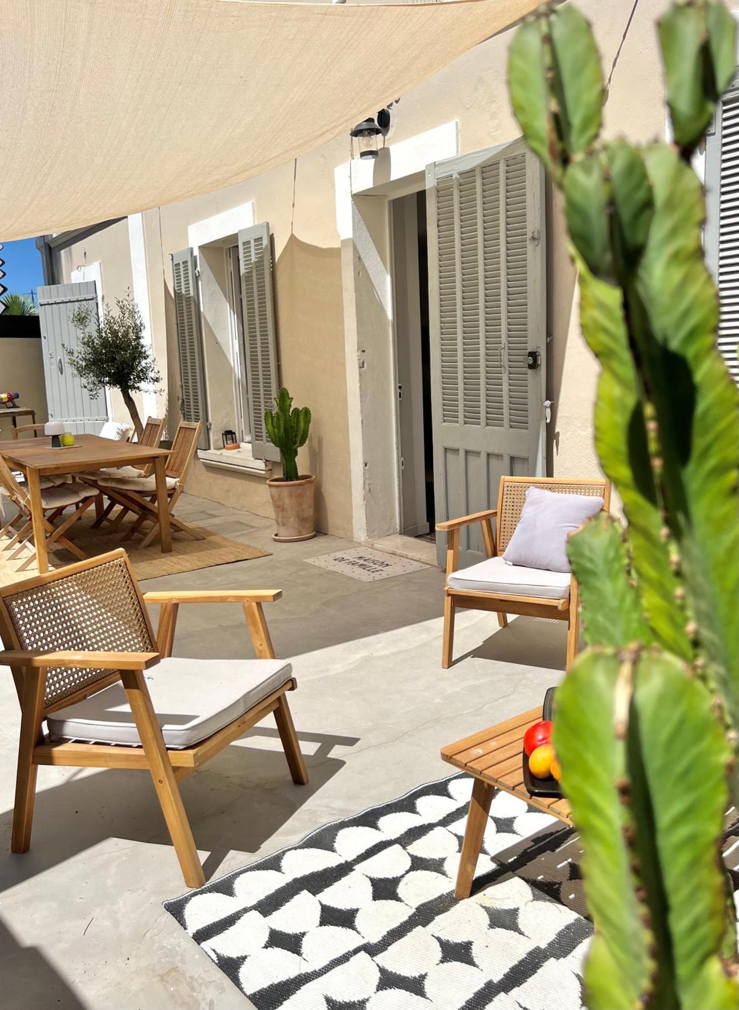 Casa Andrea Appartement Tout A Pied Avec Grand Jardin Sanary-sur-Mer Eksteriør bilde